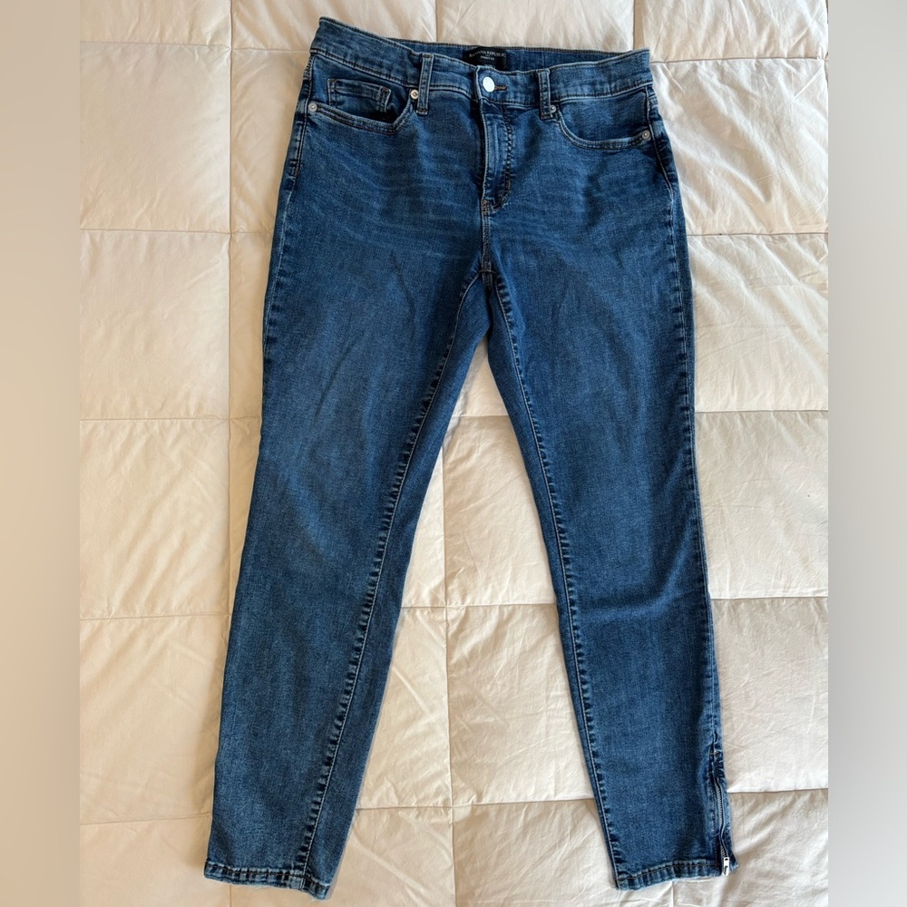 Banana Republic Skinny Jeans - Picture 2 of 9